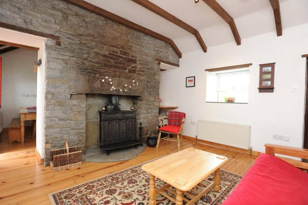 Red Stonecutters Cottage, Doolin Carrowauff Екстериор снимка