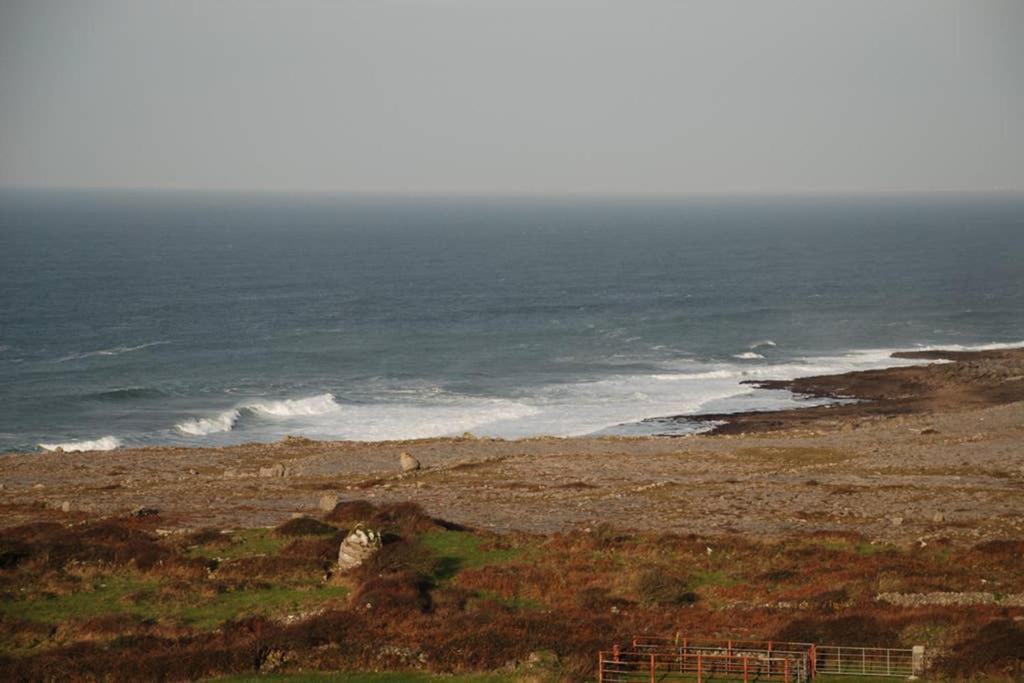 Red Stonecutters Cottage, Doolin Carrowauff Екстериор снимка
