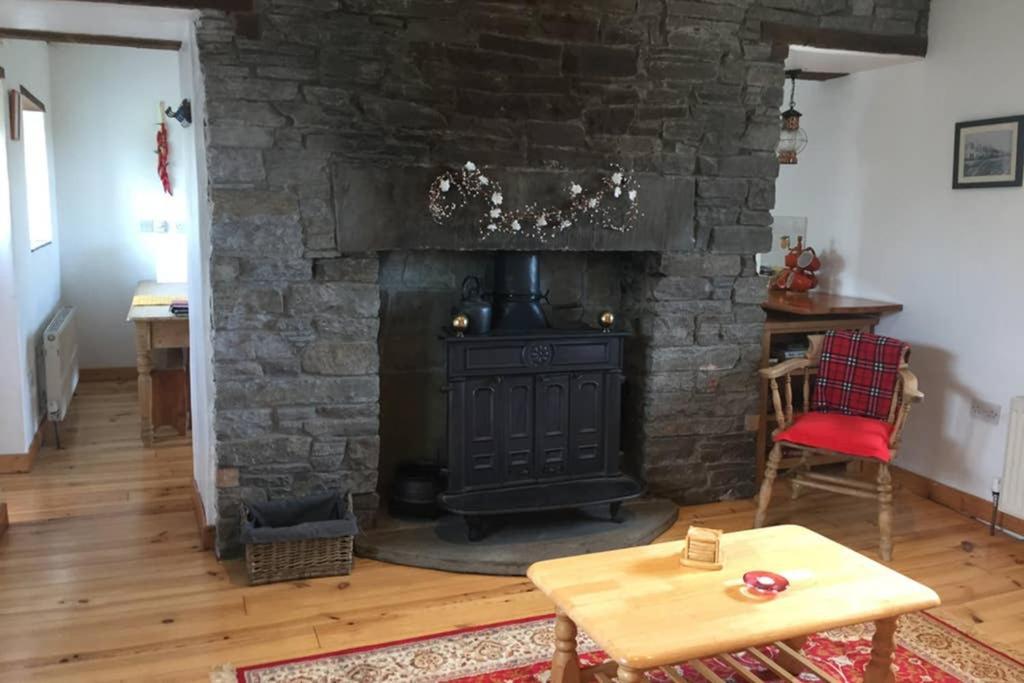 Red Stonecutters Cottage, Doolin Carrowauff Екстериор снимка